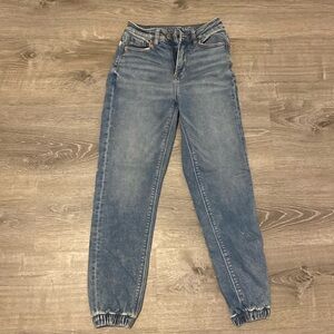 American eagle blue jogger jeans